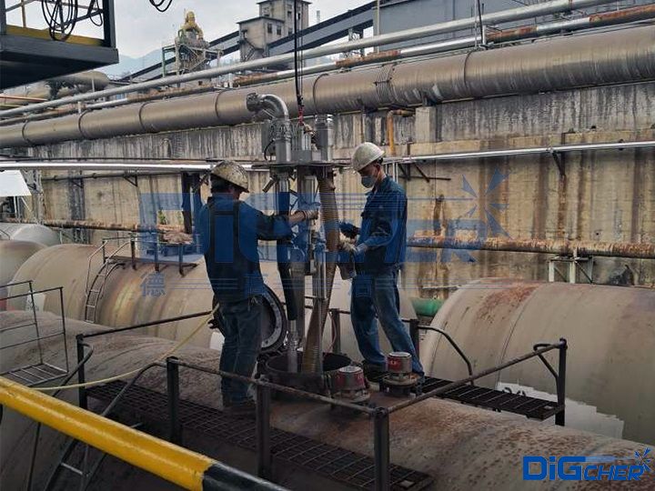 鐵路罐車高壓水清洗機(jī)構(gòu)